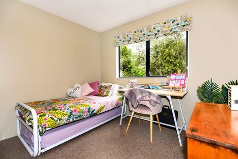 Photo of property in 21a Cross Street, Coalgate, 7673