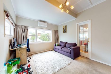 Photo of property in 34 Izard Road, Khandallah, Wellington, 6035