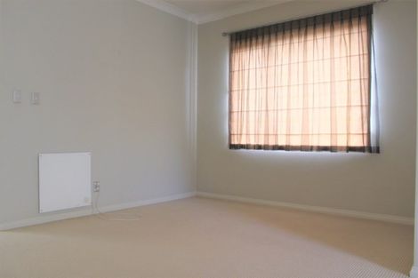 Photo of property in 15 Kaseng Place, East Tamaki Heights, Auckland, 2016