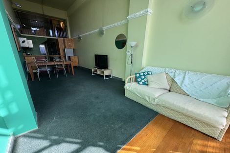 Photo of property in Qba Apartments, 1h/51 Webb Street, Mount Cook, Wellington, 6011
