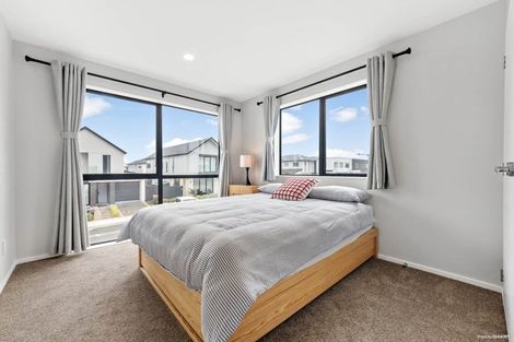 Photo of property in 16 Kearns Drive, Hobsonville, Auckland, 0616