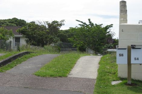 Photo of property in 56 Chingford Close, Mangere, Auckland, 2022