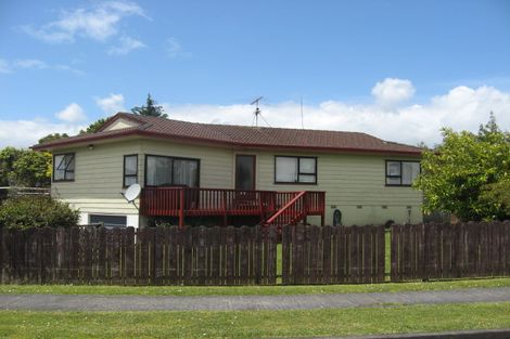 Photo of property in 21 Kopara Place, Clendon Park, Auckland, 2103