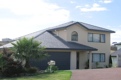 Photo of property in 34 Crimson Park, Oteha, Auckland, 0632