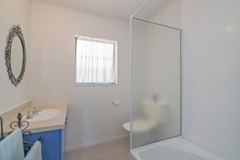 Photo of property in 11 Coronation Row, Pauanui, Hikuai, 3579