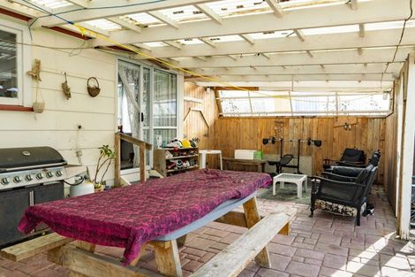 Photo of property in 88 Atkinson Avenue, Otaki Beach, Otaki, 5512