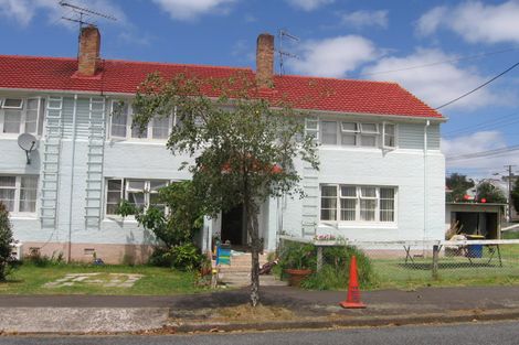 Photo of property in 2 Domain Street, Devonport, Auckland, 0624