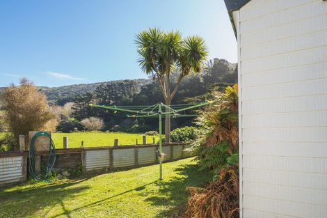 Photo of property in 577 Little Akaloa Road, Little Akaloa, 7583