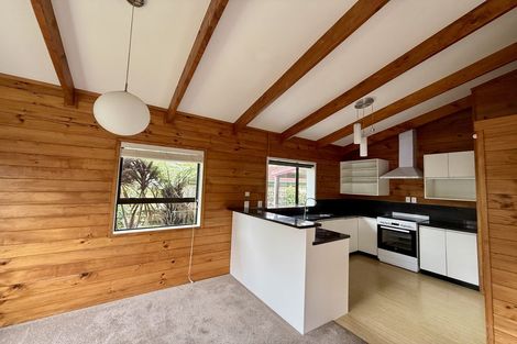Photo of property in 14 Camellia Place, Hamilton Lake, Hamilton, 3204