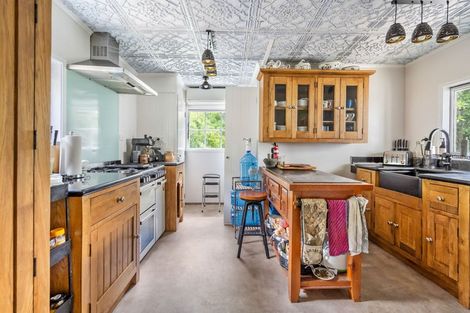 Photo of property in 290 Paihia Road, Kawakawa, 0282