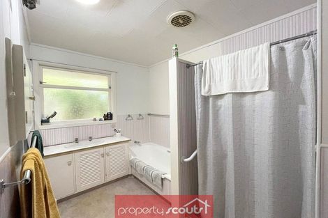 Photo of property in 9 Montana Place, Merrilands, New Plymouth, 4312