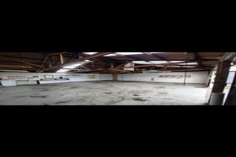 Photo of property in 37 Shaw Road, Oratia, Auckland, 0604