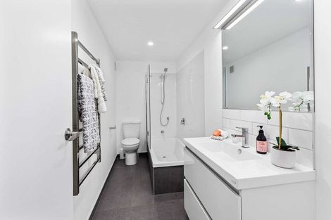 Photo of property in 96 Homebush Road, Khandallah, Wellington, 6035