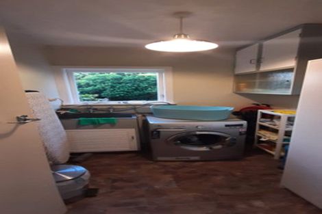 Photo of property in 60 Moore Street, Hillcrest, Auckland, 0627