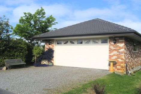 Photo of property in 25 Smarts Drive, Leithfield, 7481