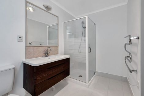 Photo of property in 1 Barbados Way, One Tree Point, 0118