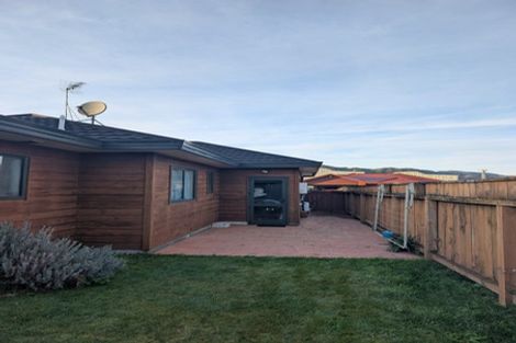 Photo of property in 68 Leighton Avenue, Waiwhetu, Lower Hutt, 5010