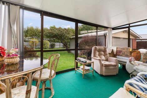 Photo of property in 33 Martbern Crescent, Bishopdale, Christchurch, 8053