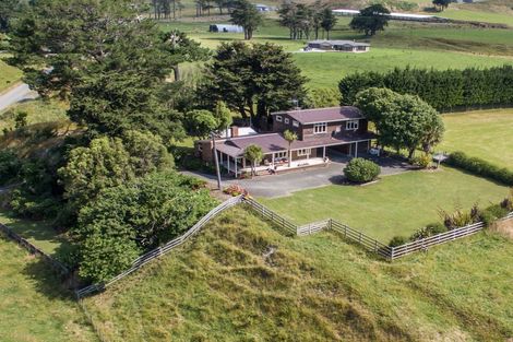 Photo of property in 308 Hewitts Road, Linton, Palmerston North, 4472