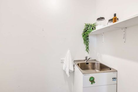 Photo of property in 9 William Street, Gore, 9710