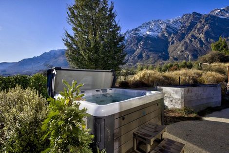 Photo of property in 24 Double Cone Road, Jacks Point, Queenstown, 9371