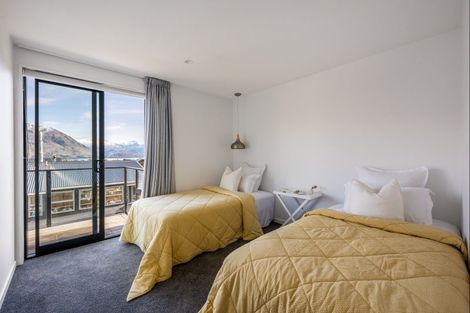 Photo of property in 251 Aubrey Road, Wanaka, 9305