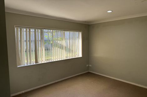 Photo of property in 29 Toledo Avenue, Henderson, Auckland, 0612