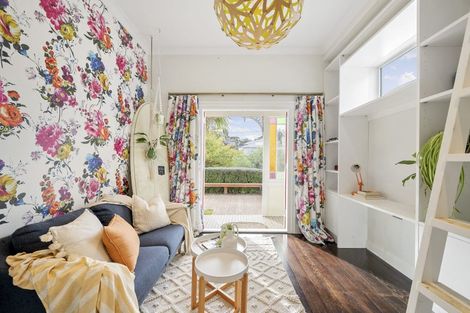 Photo of property in 15 Chilka Street, Berhampore, Wellington, 6023