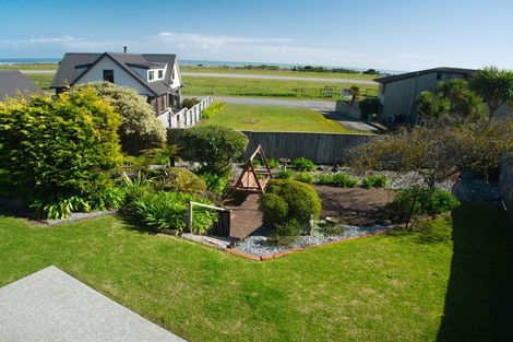 Photo of property in 18 Parfitt Place, Greymouth, 7805