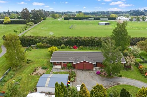 Photo of property in 15 Burnett Street, Oxford, 7430