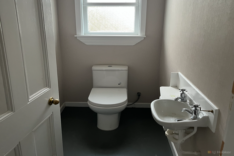 Photo of property in 35 Edinburgh Street, Waimate, 7924