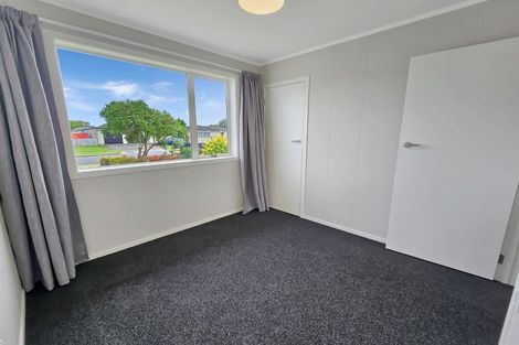 Photo of property in 4 Duckworth Crescent, Greenmeadows, Napier, 4112