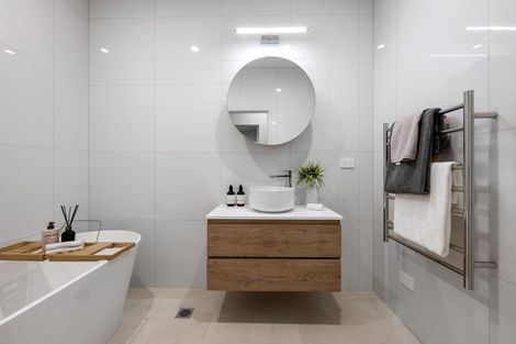 Photo of property in 9 Brolly Lane, Hobsonville, Auckland, 0616