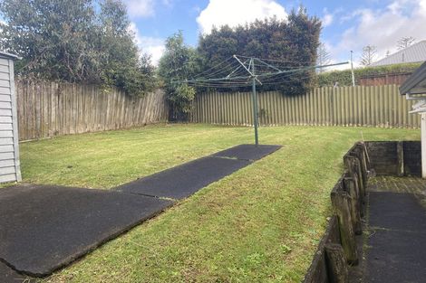 Photo of property in 15c Sarona Avenue, Glen Eden, Auckland, 0602