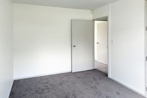 Photo of property in 2/18 Northcote Road, Takapuna, Auckland, 0622