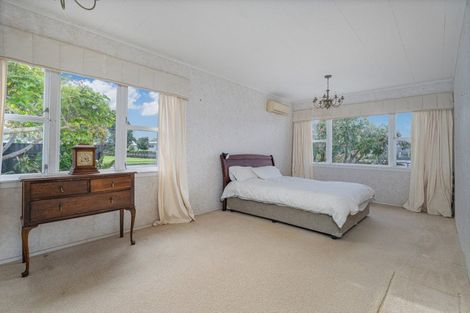 Photo of property in 96 Albert Street, Whitianga, 3510