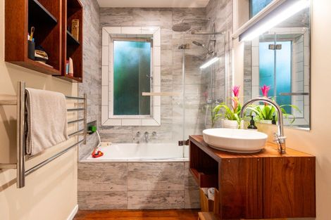 Photo of property in 25 Prospect Terrace, Johnsonville, Wellington, 6037