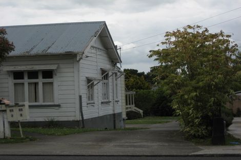 Photo of property in 37 Cooper Street, Pukekohe, 2120