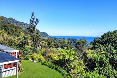 Photo of property in 8344c State Highway 35, Whanarua Bay, Te Kaha, 3199