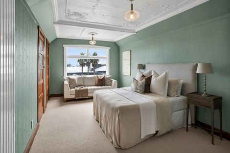 Photo of property in 19 Baring Terrace, Strandon, New Plymouth, 4312