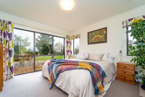 Photo of property in 27 Carrington Drive, Carterton, 5713