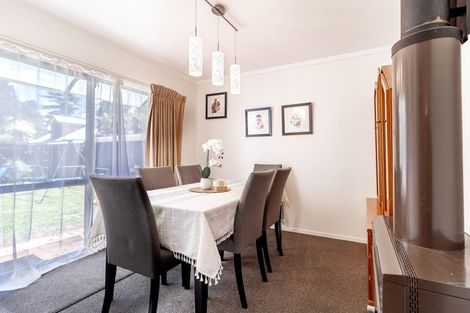 Photo of property in 14 Homestead Place, Glenview, Hamilton, 3206