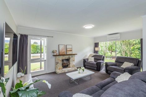 Photo of property in 279 Kimberley Road, Levin, 5571