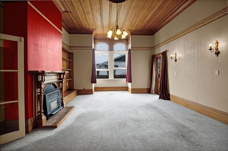 Photo of property in 58 Collins Street, Hawera, 4610