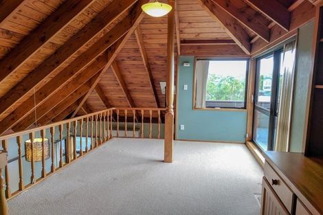 Photo of property in 29 Marina View Drive, West Harbour, Auckland, 0618