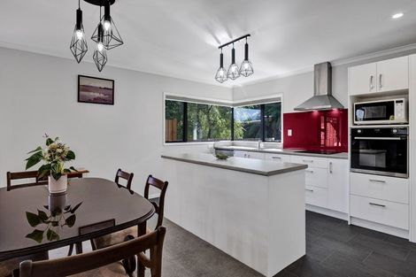 Photo of property in 50 Oberon Street, Stratford, 4332