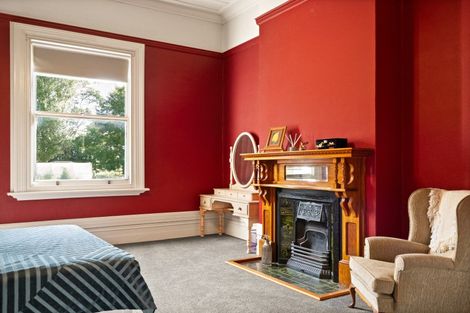 Photo of property in 66 Riverbank Road, Inch Clutha, Kaitangata, 9281