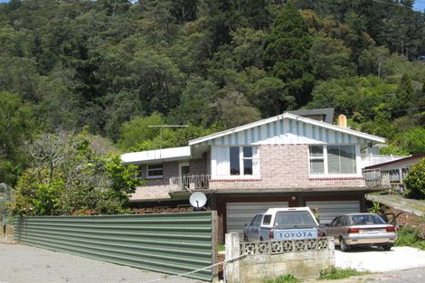 Photo of property in 29 Milton Terrace, Picton, 7220