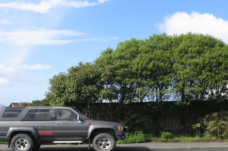 Photo of property in 131a Hobsonville Road, West Harbour, Auckland, 0618