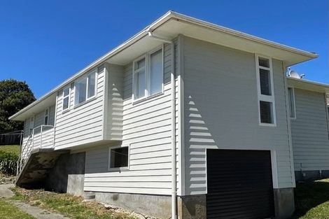 Photo of property in 7 Mahinawa Street, Takapuwahia, Porirua, 5022